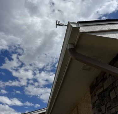 Is Your Irrigation System Smarter Than the Weather? The Benefits of Rain Sensors and Smart Controllers